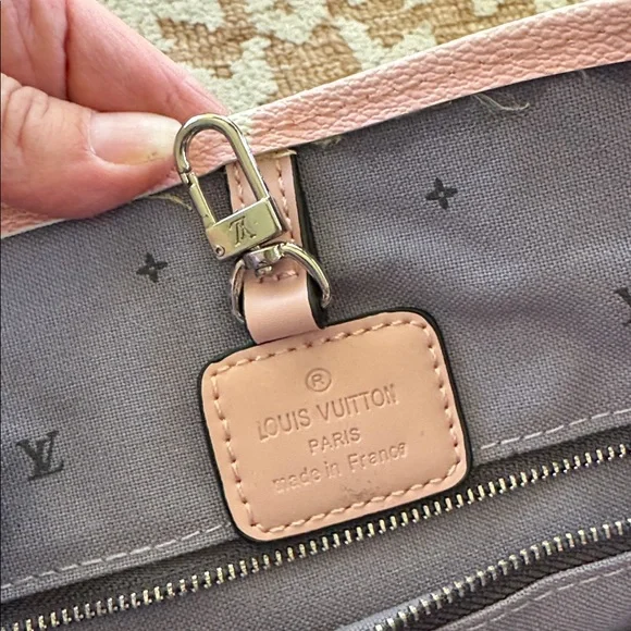 Louis Vuitton Multicolor Monogram Tote $200 - Picture 4 of 11